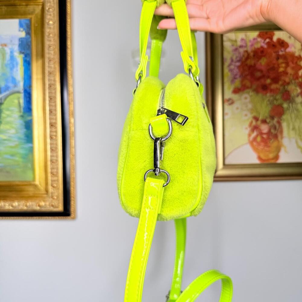 Neon Lime 'Rich B*tch' Crossbody Bag - Picture 4 of 5